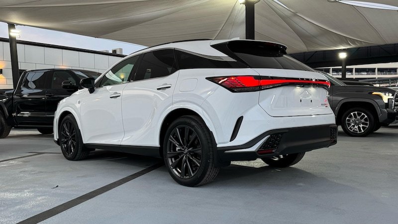 
								Lexus RX350 F-Sport 2.4L V4 Petrol 5 Seaters Automatic Transmission MY2024 full									