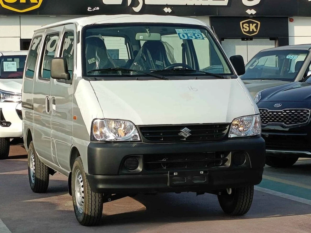
								Suzuki EECO Van 1.2L V4 RWD Petrol 7 Seaters Manual Transmission MY2025 full									