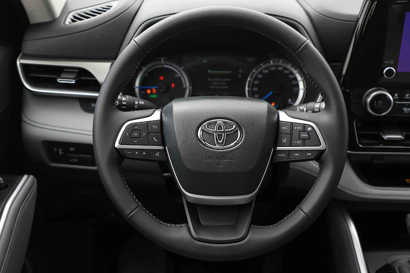 
								Toyota Highlander XLE/GLE Hybrid 2.5L V4 AWD Petrol 7 Seaters Automatic Transmission MY2024 full									
