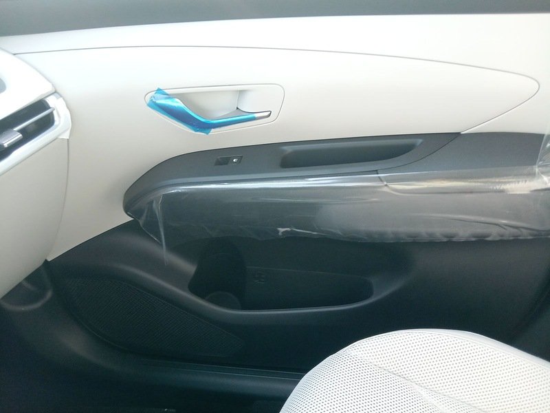 
								Hyundai Tucson 2.0L V4 2WD Petrol 5 Seaters Automatic Transmission MY2025 full									