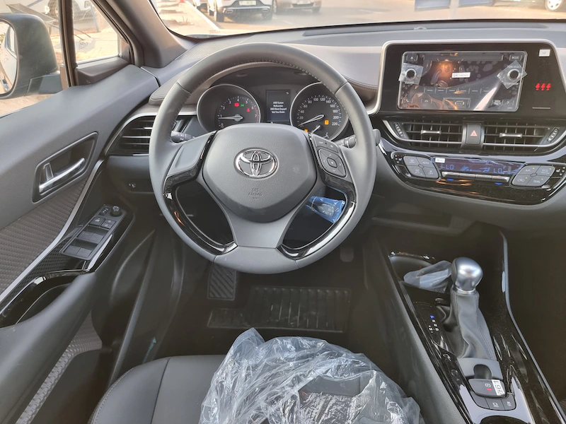 
								Toyota CH-R 1.2L V4 FWD Petrol 5 Seaters Automatic Transmission MY2023 full									
