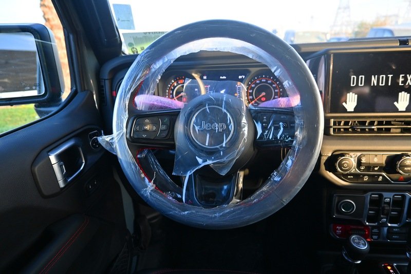 
								Jeep Wrangler Rubicon 2.0L V4 Petrol 5 Seaters Automatic Transmission MY2024 full									