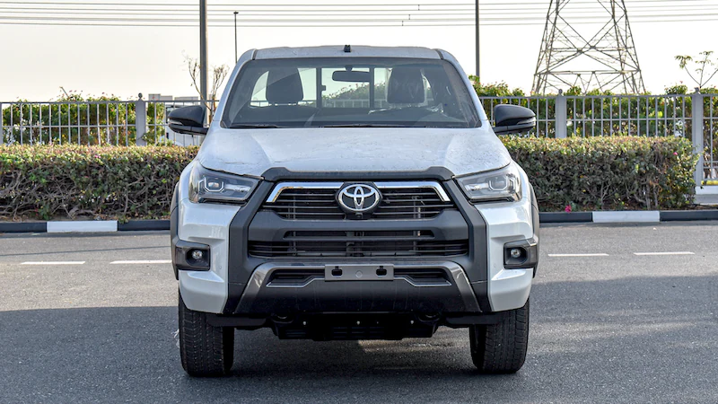 
								Toyota Hilux Adventure Double Cabin 4.0L V6 4WD Petrol 5 Seaters Automatic Transmission MY2025 full									