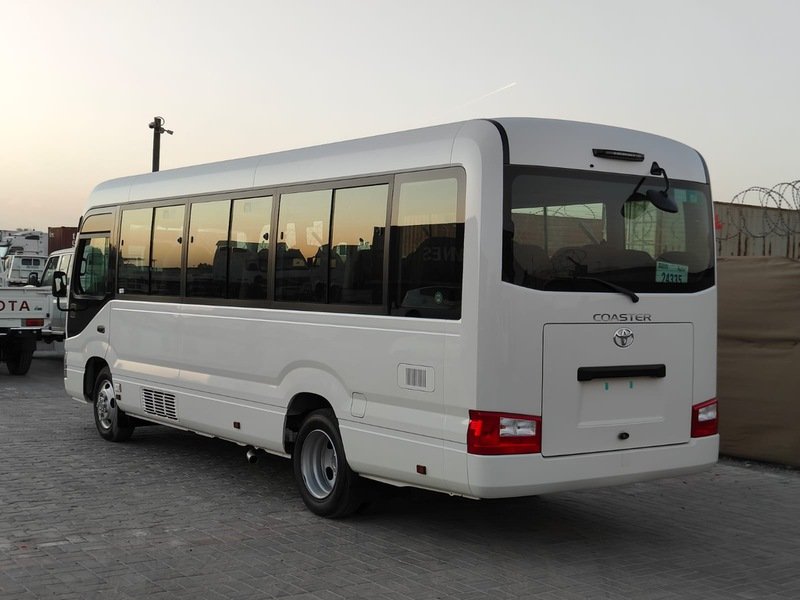 
								Toyota Coaster 23 seaters 2.8L V4 RWD Diesel Manual Transmission MY2025 full									