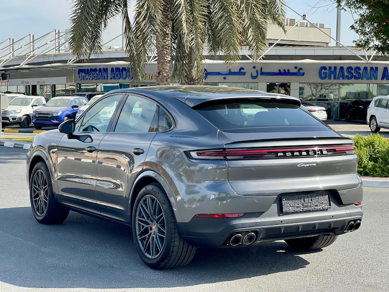 
								Porsche Cayenne Standard 3.0L V6 Petrol 5 Seaters Automatic Transmission MY2024 full									