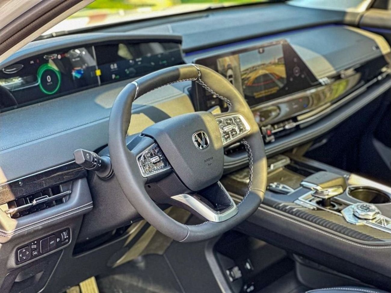 
								Changan Uni-K 2.0L V4 Turbo Petrol 4WD 5 Seaters Automatic Transmission MY2024 full									