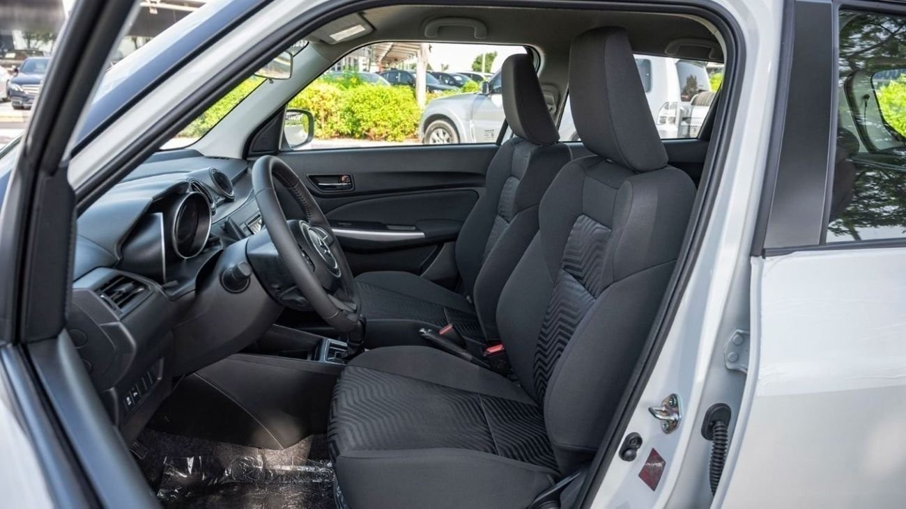 
								Suzuki Swift GLX 1.2L V3 FWD Petrol 5 Seaters Automatic Transmission MY2024 full									
